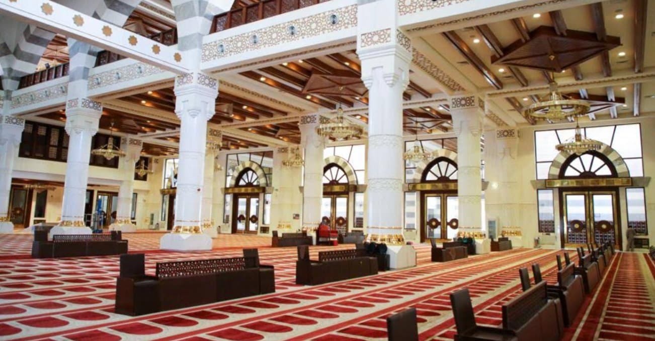جامع عائشة الراجحي - Gallery Image 1